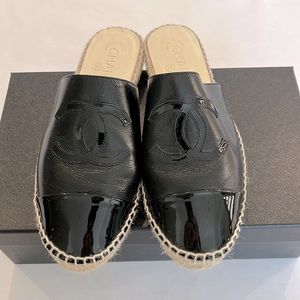 CHANEL ESPADRILLES. NEVER WORN.